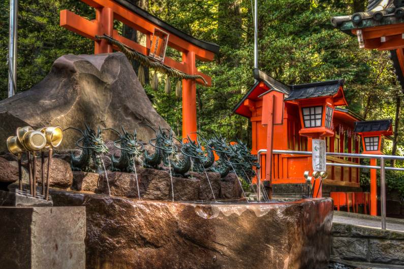 Đi tìm những địa điểm Thần Rồng trú ngụ trên khắp Nhật Bản